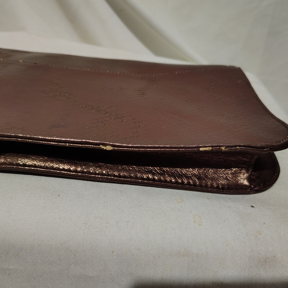 Kate Laundry copper tone purse, with gold chain strap, faux snake skin pattern - Picture 5 of 7